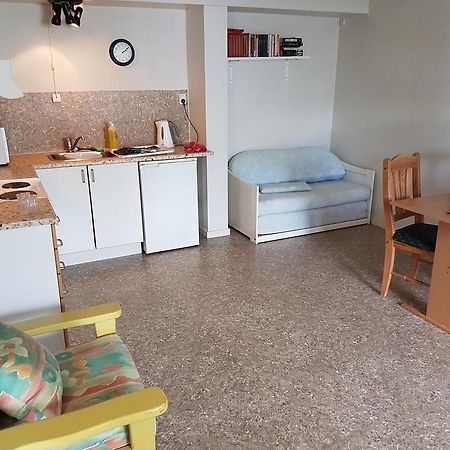 Budget Guesthouse Borgustova Vestmanna Esterno foto