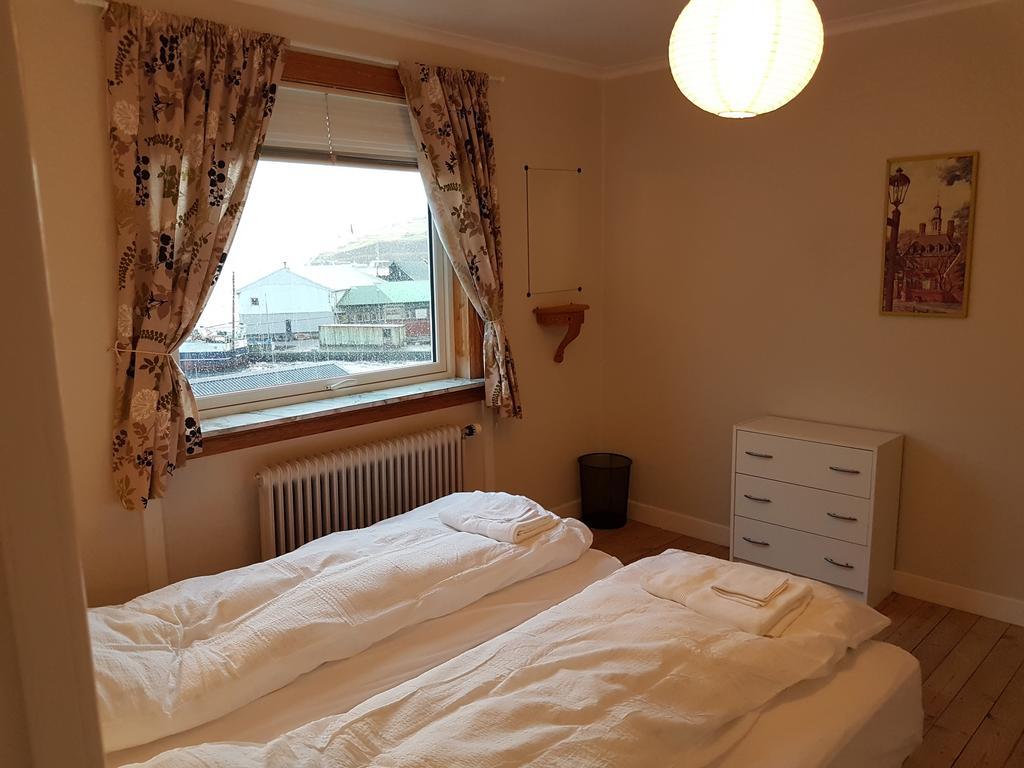 Budget Guesthouse Borgustova Vestmanna Esterno foto