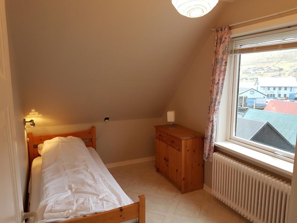 Budget Guesthouse Borgustova Vestmanna Esterno foto